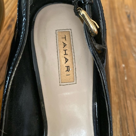 Tahari Black Heels - Picture 3 of 6